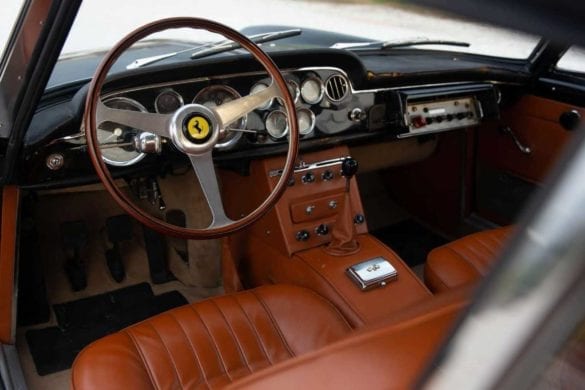 Ferrari 250 GTE mașină de poliție