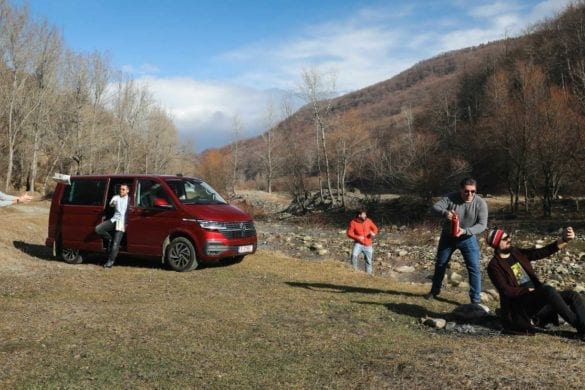 Test VW Multivan în Revista 4x4Wheels