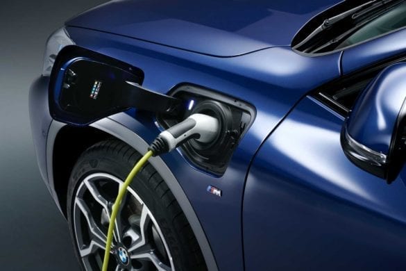 BMW X2 hibrid plug-in xDrive25e