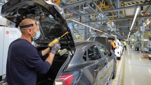 Ford Craiova: primele imagini după reînceperea producției
