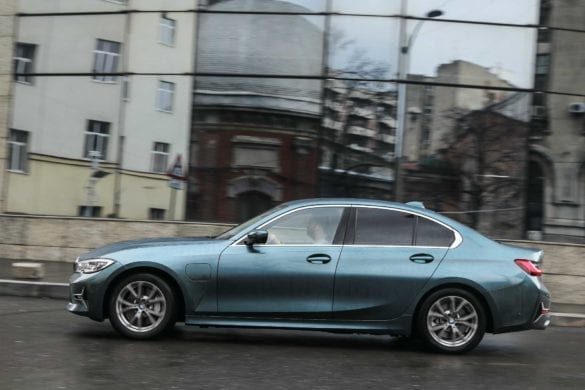 BMW 330e: test EcoWheels