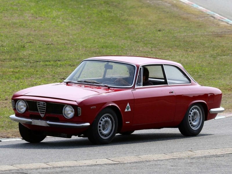 turboMAG_Cele mai frumoase Alfa Romeo__022