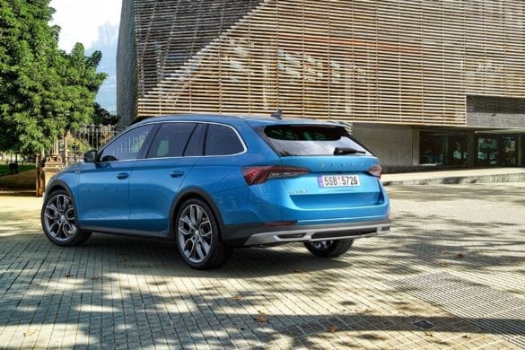 2021-skoda-octavia-scout (2) Skoda Octavia Scout