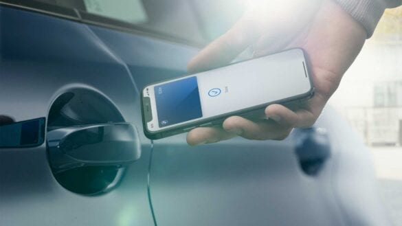 Apple Car Key pentru BMW Seria 5