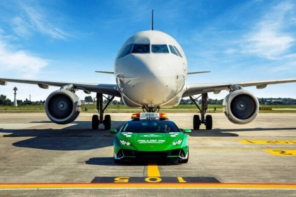 Lamborghini Huracan Evo pe aeroportul din Bologna 8