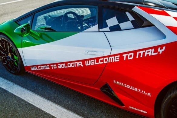 Lamborghini Huracan Evo pe aeroportul din Bologna 8