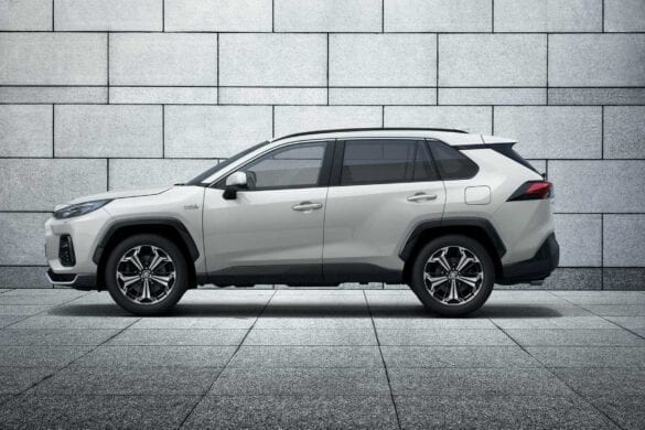 Suzuki Across, SUV hibrid plug-in 3 Suzuki Across, SUV hibrid plug-in