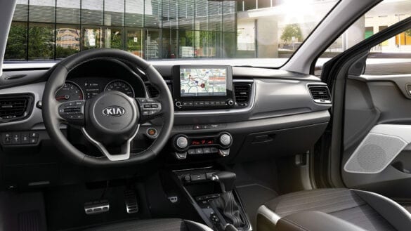 Noul Kia Stonic facelift hibrid