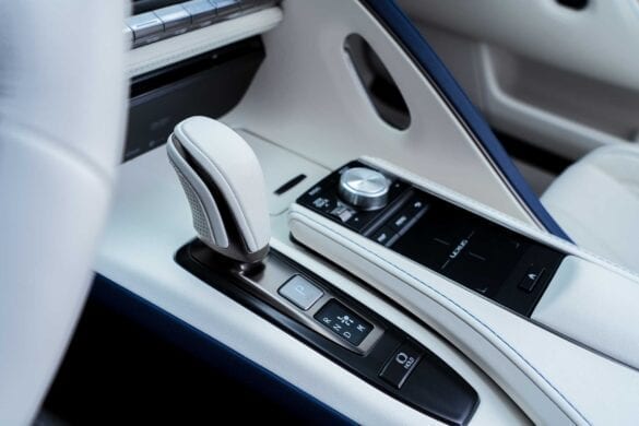 Lexus RC Convertible Regatta Edition 4 Lexus RC Convertible Regatta Edition
