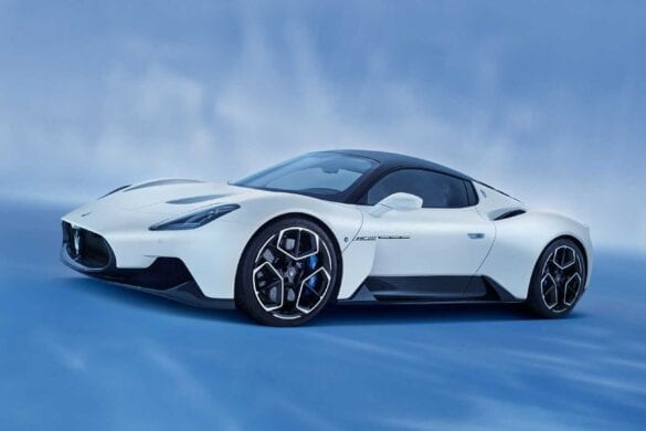 Noul Maserati MC20 supercar electric