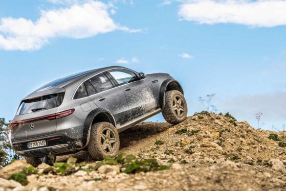 Prototip Mercedes-Benz EQC 4x4