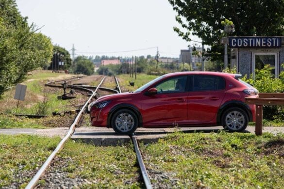 Test Peugeot e-208 Revista EcoWheels 18