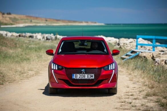 Test Peugeot e-208 Revista EcoWheels 18