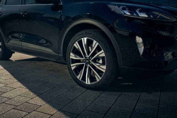 Ford Kuga hibrid FHEV Ford Kuga hibrid FHEV