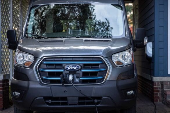 Utilitara electrică E-Transit