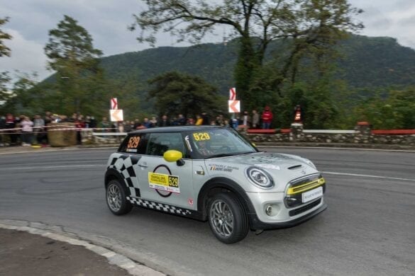 Mini SE Racing