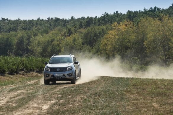 Nissan Navara la MerryBerry 10