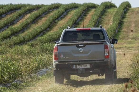 Nissan Navara la MerryBerry 17