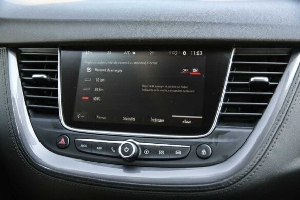 Test Opel Grandland X Hybrid4 3