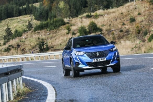 Test cu Peugeot e-2008