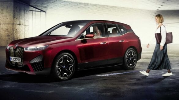 BMW iX cu funcția Digital Key Plus