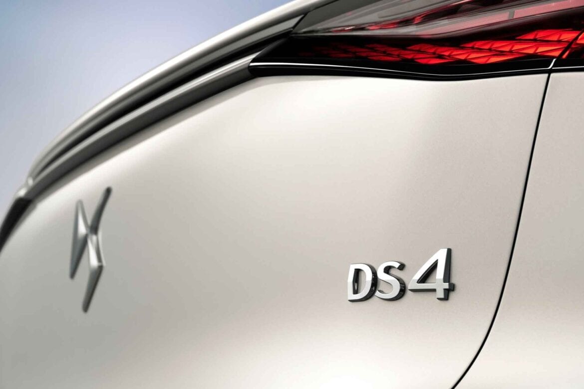 DS Automobiles DS 4 DS Automobiles DS 4