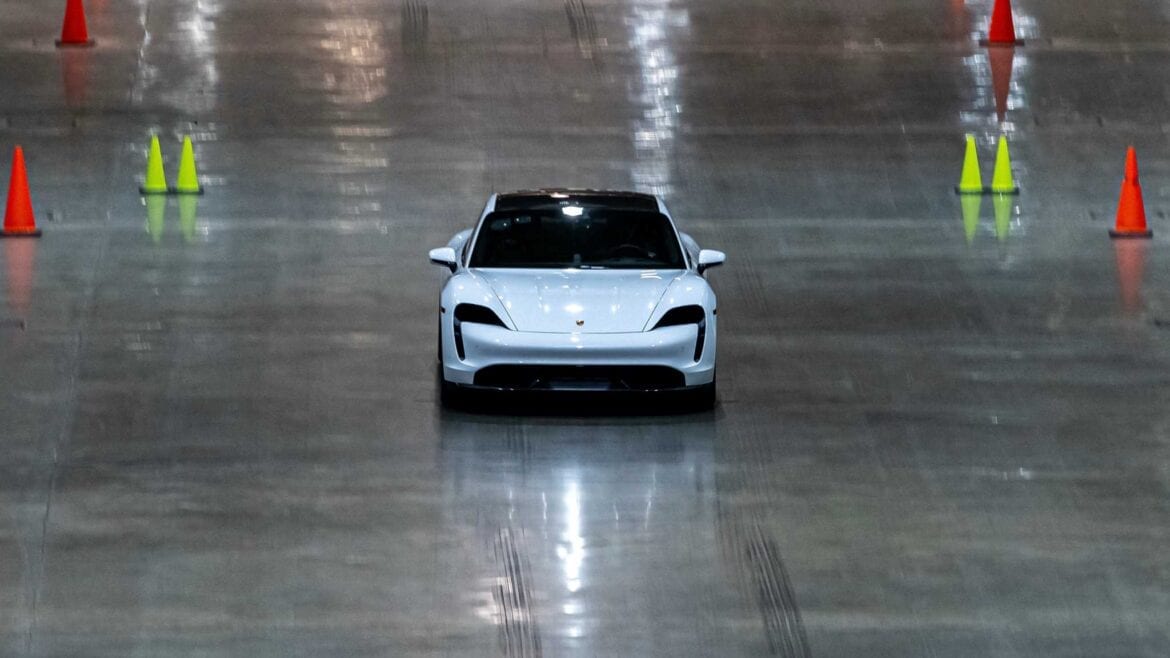 Porsche Taycan Turbo S record mondial
