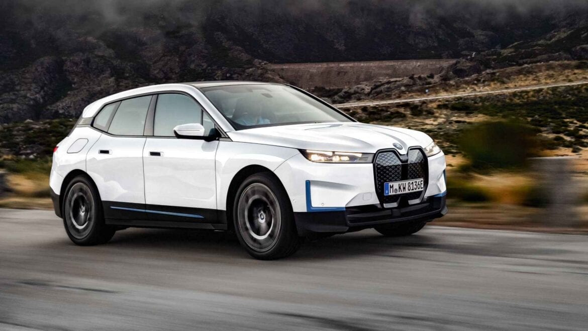 BMW iX 2