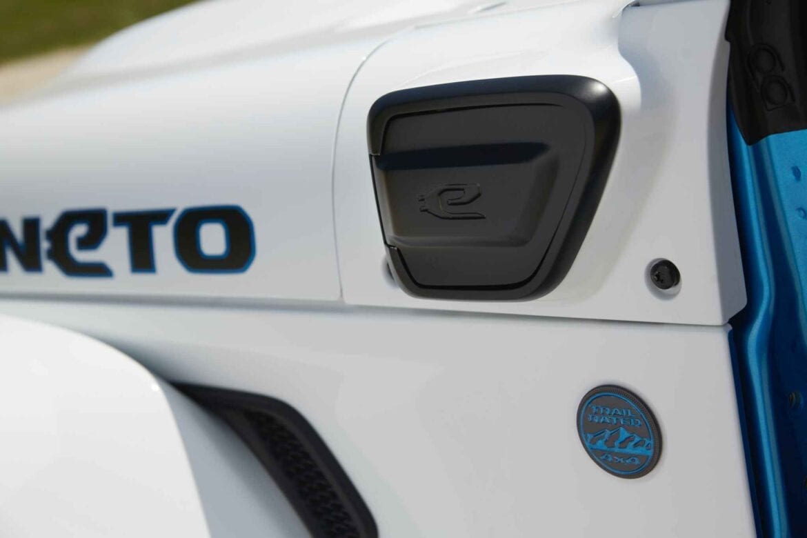 Jeep Wrangler Magneto Concept 7
