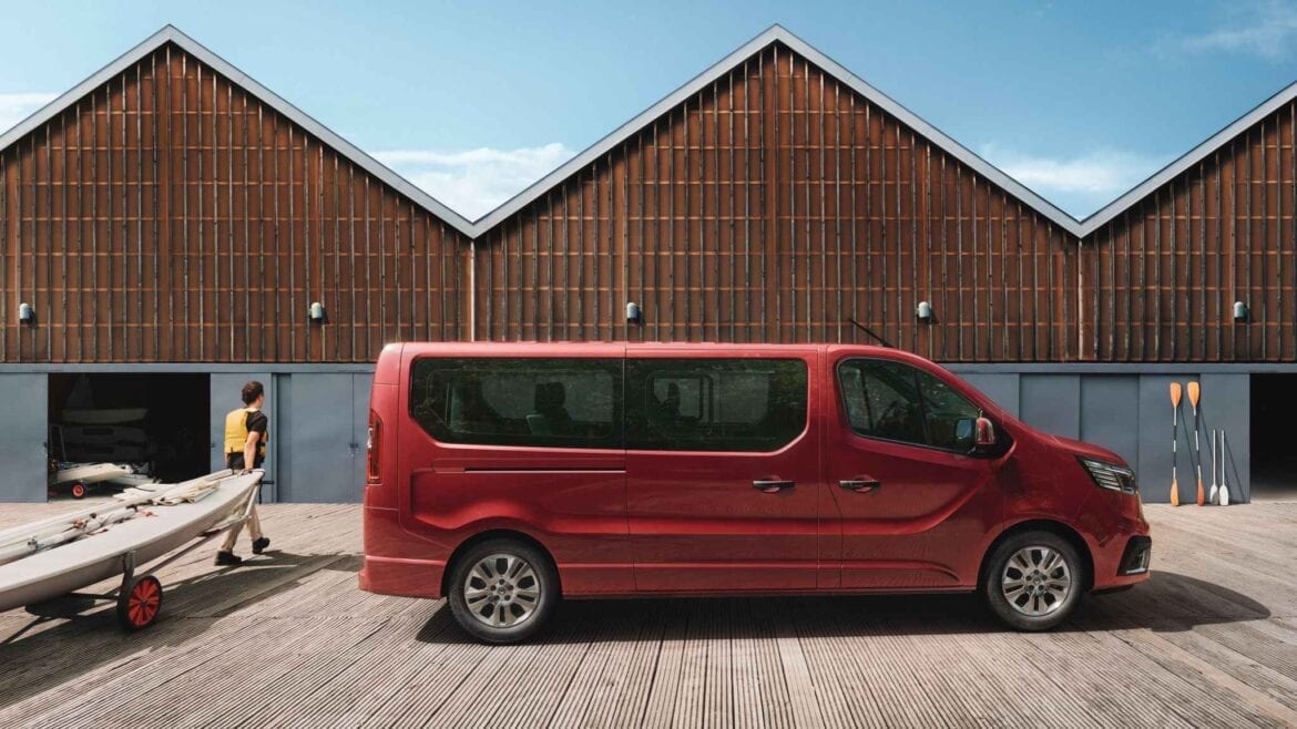 Renault Trafic shuttle 3