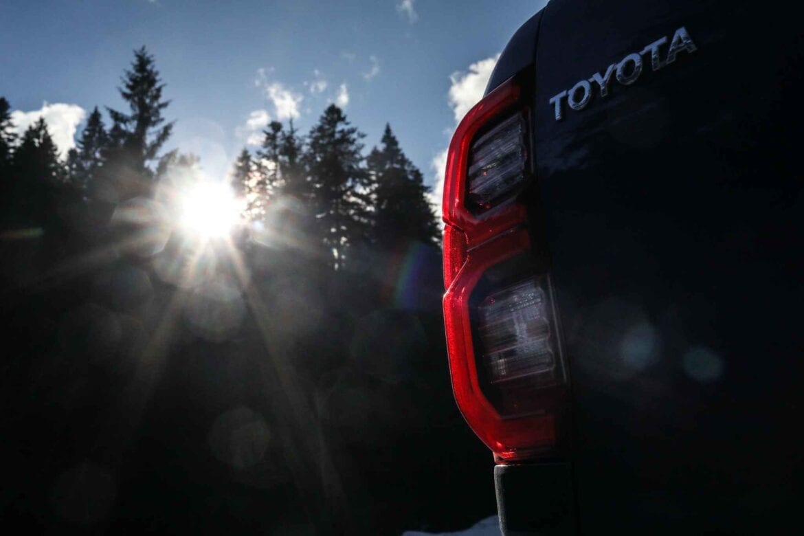 Test Toyota Hilux 18