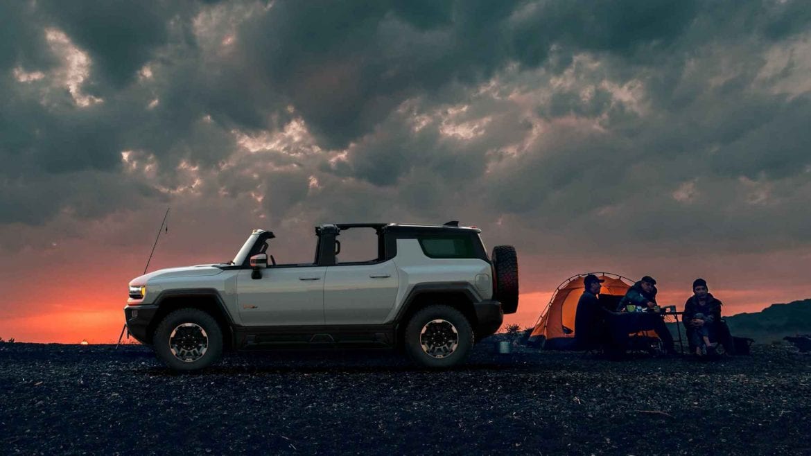 Hummer EV SUV 8