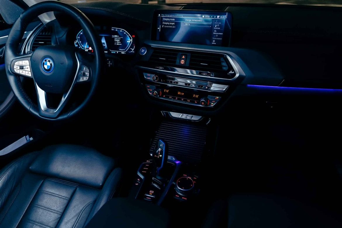Test Drive BMW iX3 9