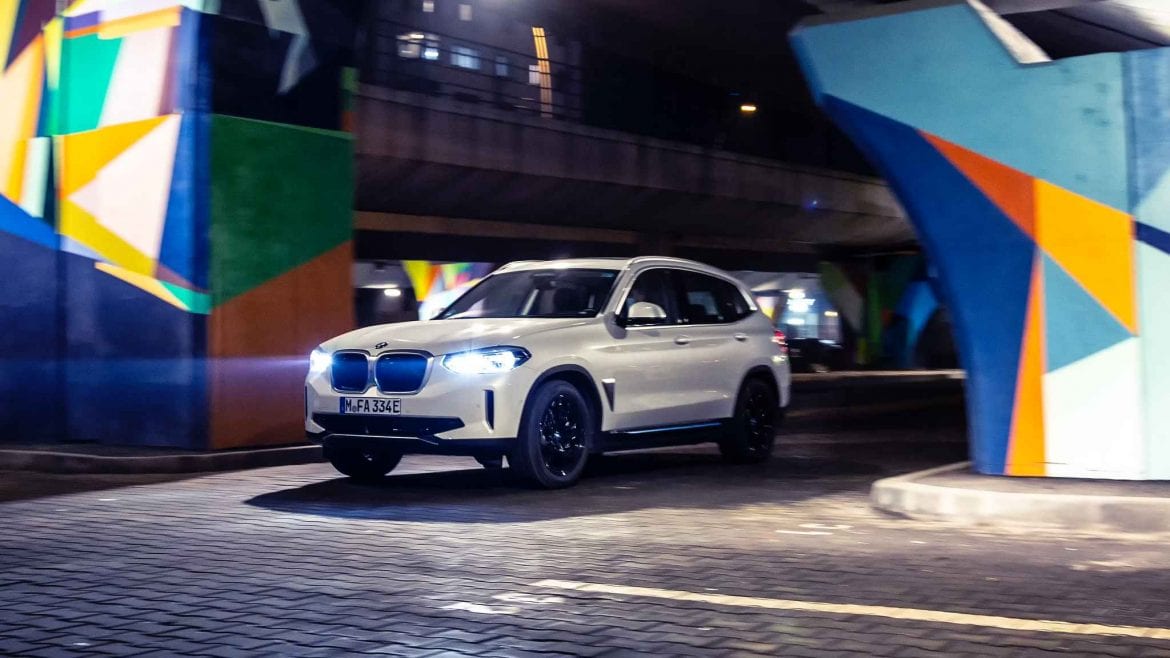 Test Drive BMW iX3 – main